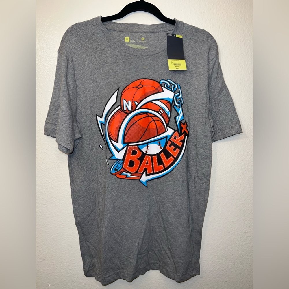 Xersion NWT Men’s Basketball Baller Graphic Gray T-Shirt Medium